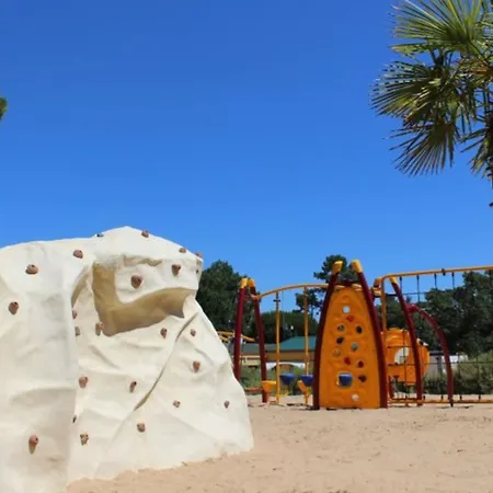 Kamp alanı Avec Animaux Admis - 4 Pers. - Api-1-52-2540